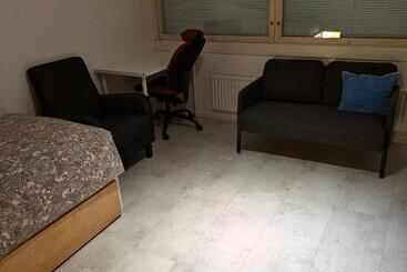 تختخواب و صبحانه Nest Hostel