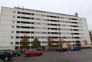 تختخواب و صبحانه Nest Hostel