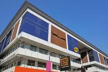 Itsy Hotels Rk Palace