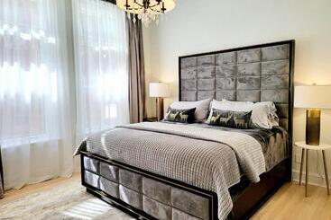 The Bank Hotel Deadwood