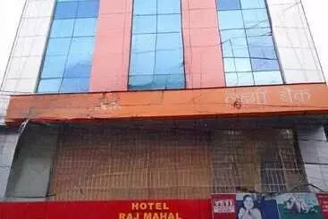 هتل Raj Mahal