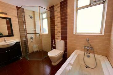 Отель The Rio Lodge, Haridwar