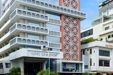 هتل Gajahmada