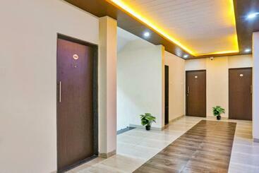 Hotelli Super Collection O Eon Inn Near Pune Airport