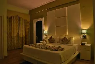 ホテル Drona Palace By Sr Leisure Inn