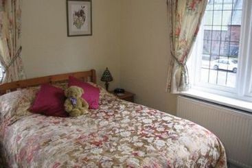 Отель Lavender Lodge