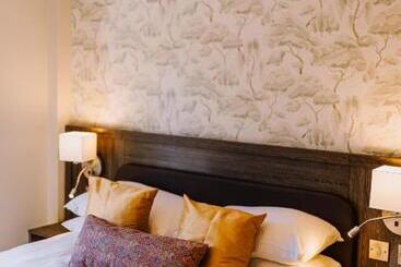 בית מלון כפרי The Bull