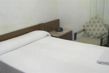 Пансион Pensión Iglesias