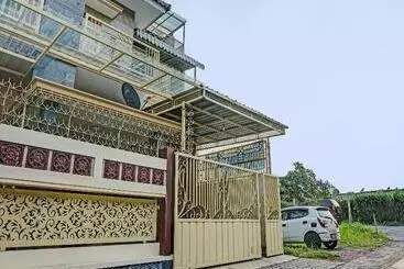 ホテル Oyo 91707 Jannah Homestay