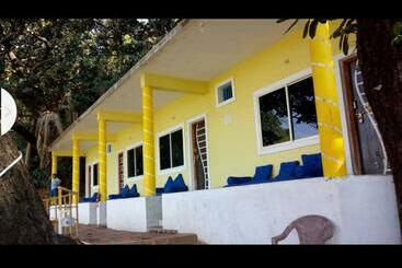 בית מלון כפרי Poornima Beach Stay