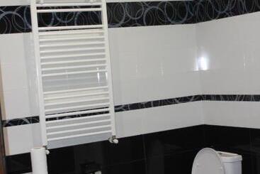 Pension (Hôtel basse catégorie) Sunshine355