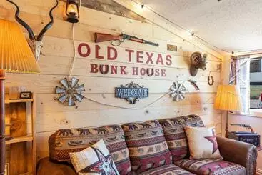 Retkeilymaja Old Texas Bunkhouse