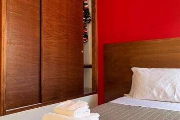 B&b Noveunonovequattro