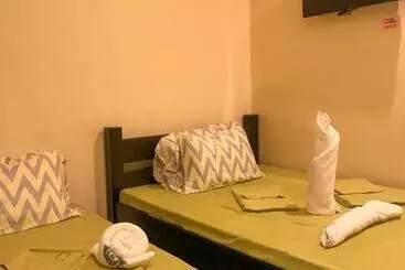 هتل E.i. Suites