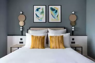 Numa I Arc Rooms & Apartments