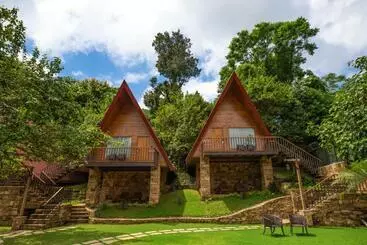 هتل The Pear Orchard By Countryside