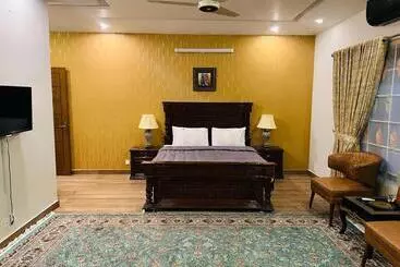 Majatalo Pearl House Villa