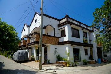 Bed and Breakfast Florabells Iraya Guest House   Batanes