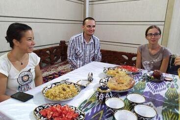 Bed and Breakfast Uvaysiy Family Guest House