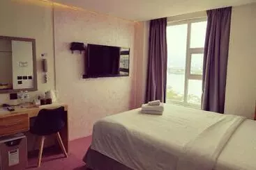 Hotel Sempre Premier Inn   Mactan Airport