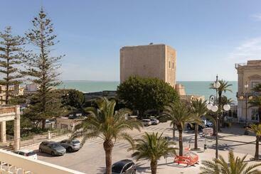 פנסיון Torre Del Mare Apartments