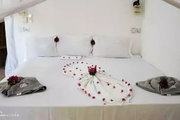 Majatalo Wow Beach House