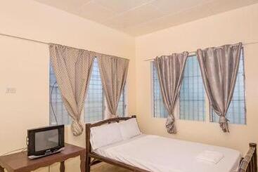 Panzió Camotes Eden