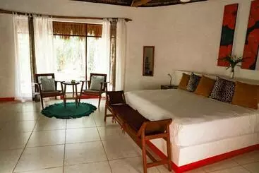 Hotel Cenote Secreto Maya
