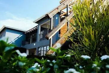 Hotelli Happy Hen Guest Lodge