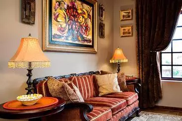 Pensione Aha Guest House