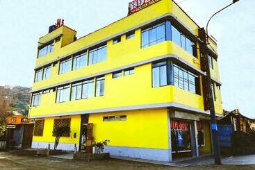 Pensjonat Hostal The Golden Paradise