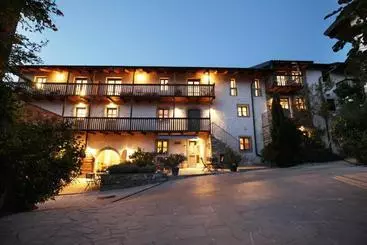 Garni Hotel Dvor