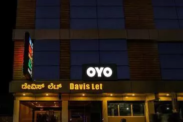 Hotel Super Capital O Davis Let