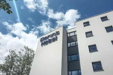 Otel Essential By Dorint Stuttgart/airport