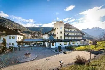 ホテル Smy Koflerhof Wellness & Spa Dolomiti
