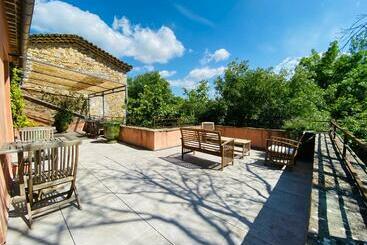 ベッドアンドブレックファースト Cévennes Superbe Chambre D Hôtes Moderne Et Indépendante