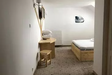 Domeniul Valea Lupilor Pensiunea Valea Cu Struti