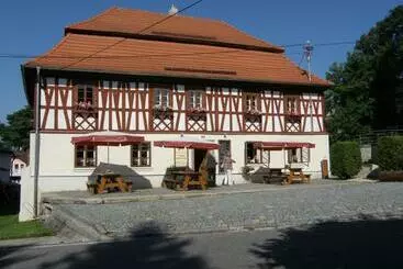 Retkeilymaja U Bílého Koníka