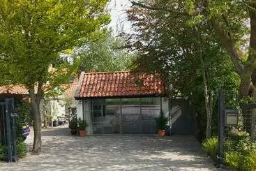 Aamiaismajoitus (B&B) Bed & Bentwoud