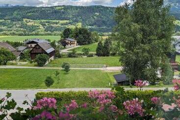 Aamiaismajoitus (B&B) Haus Kathan