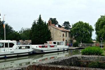 مبيت وإفطار La Bastide De Negra