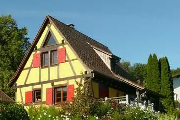 Majatalo La Pomme De Pin