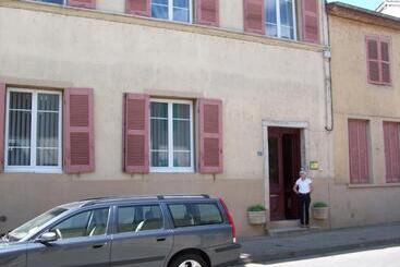 Pension (Hôtel basse catégorie) La Thebaide