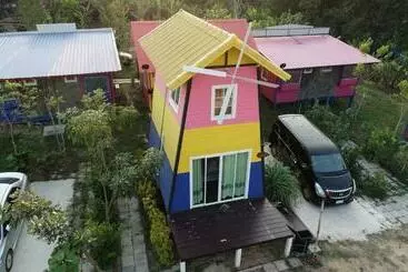 Aparthotel รุ่งฟ้า ฟาร์มสเตย์