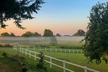 مبيت وإفطار La Canopée Du Mont