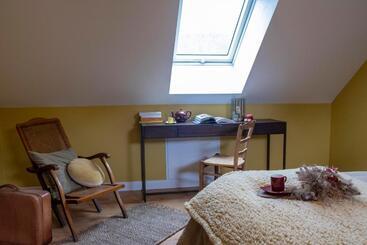 膳宿费 Domaine Des Pousses, Chambres D Hôtes Au Coeur D Un Village De Campagne