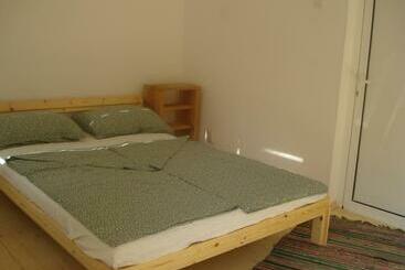 بنسيون втори километър