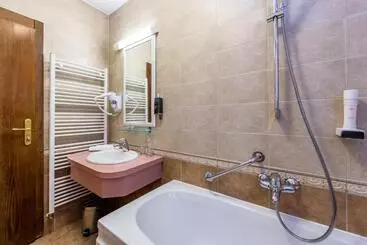 Hotelli Bitoraj Fužine