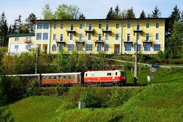 ホテル Restaurant Winterbach