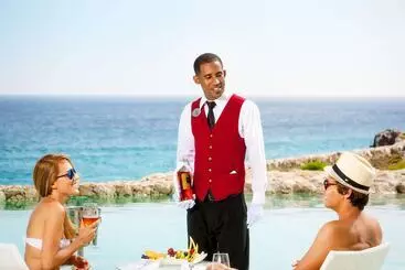 ホテル Sonesta Ocean Point Resort  All Inclusive   Adults Only